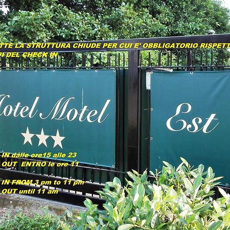 פסקיארה בורומאו Hotel Motel Est מראה חיצוני תמונה